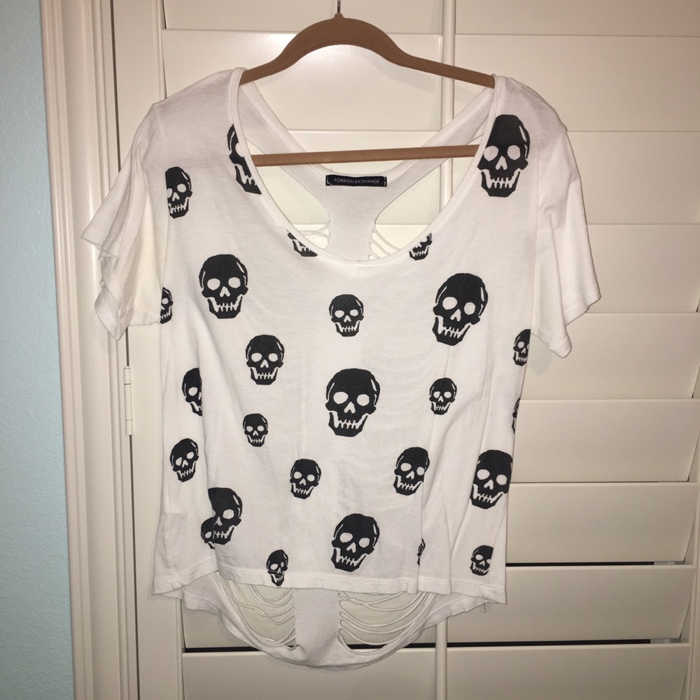 Foreign Exchange skull tee with cutout in back